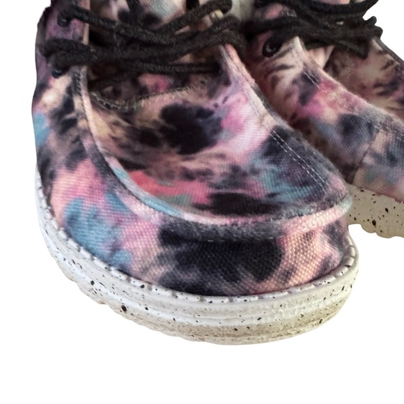 Girls Hey Dude Tie-Dye Faux Fur Lined Shoes - Picture 3 of 8